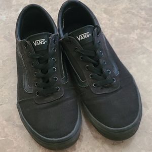 Vans skate shoe